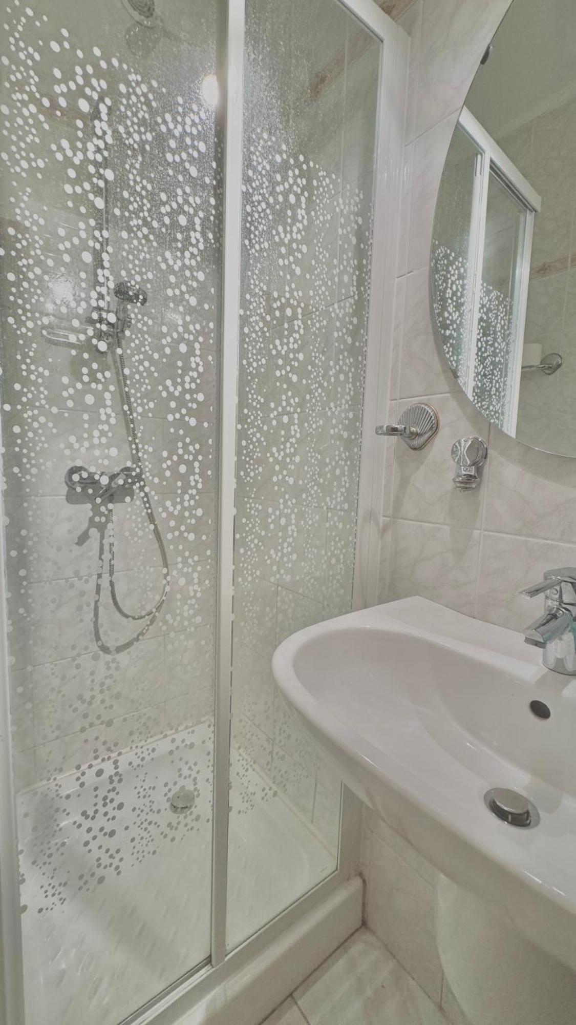 5 Haloszobas Wellness Vip House - Privat Medence Siófok Extérieur photo